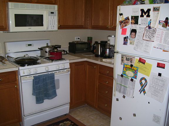 4th image of 915 Elderberry Cir Unit 303