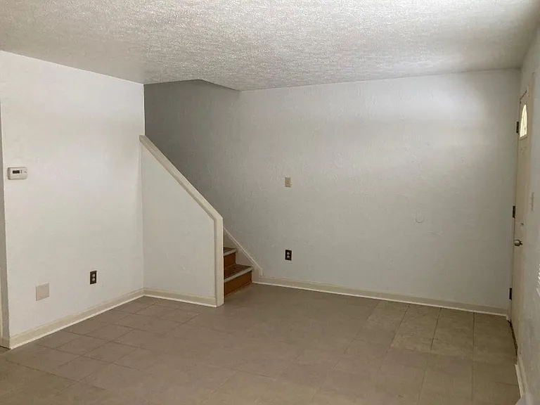 4871 Banbury Ct #15 — Photo 12