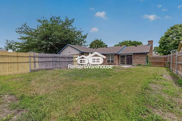1002 Westminster Ln — Photo 38