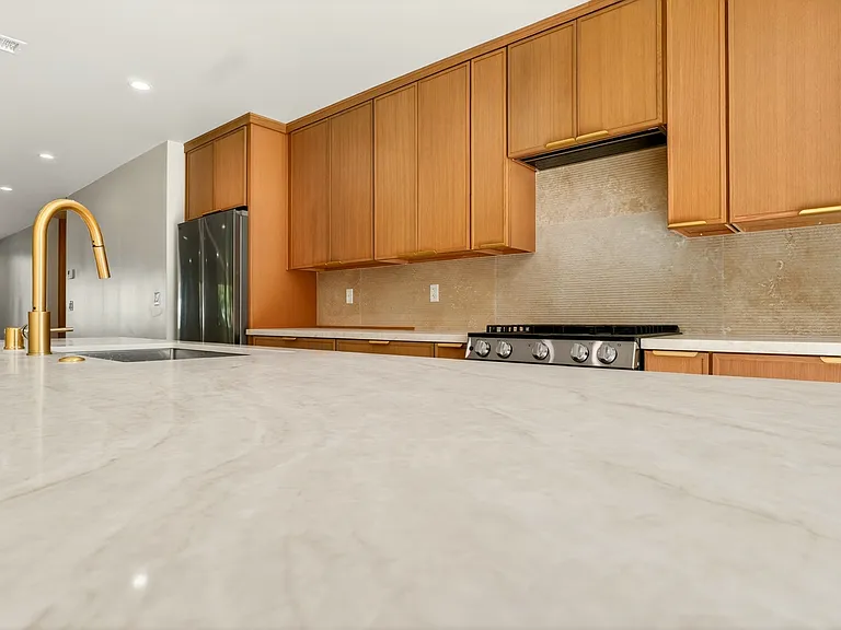 4819 Genesta Ave — Photo 18