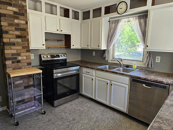 5th image of 207 14th St S