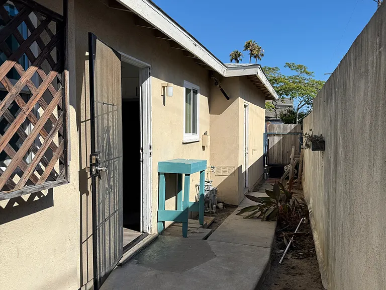 101 Avenida Buena Ventura #A — Photo 9