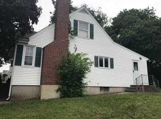189 Elm St, New London, CT 06320