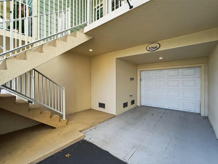 3266 Mangrove Point Dr — Photo 10