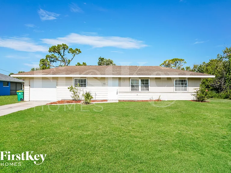 1513 Harbor Blvd — Photo 1