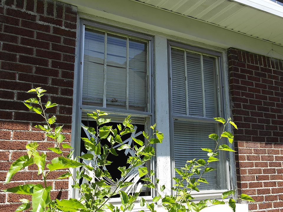 2nd image of 4363 Connecticut St