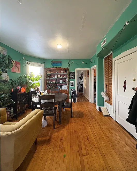 Building Photo - 1846 N Kildare Ave #2