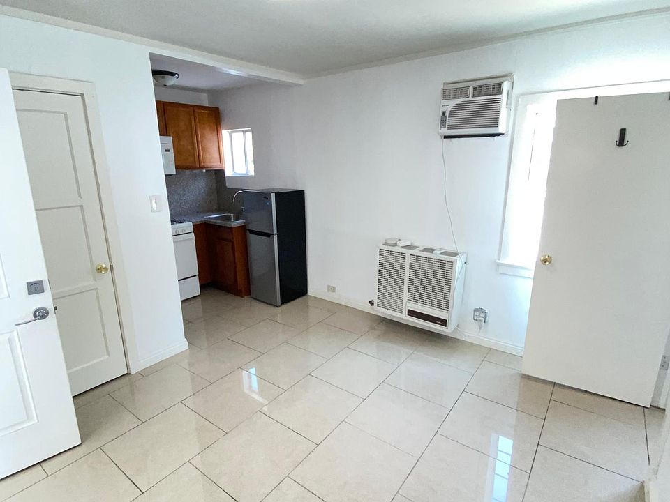 2nd image of 5314 Cleon Ave #1/2