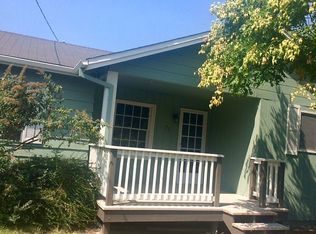 77 N Mountain Ave, Ashland, OR 97520