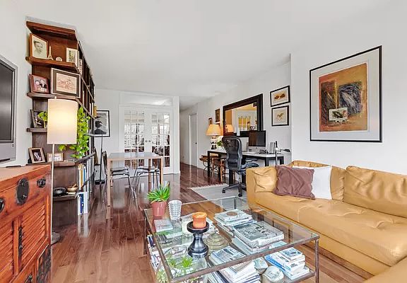 4th image of 330 E 38th St APT 9B