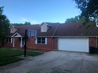 4 Shirley Ct, Newark, IL 60541