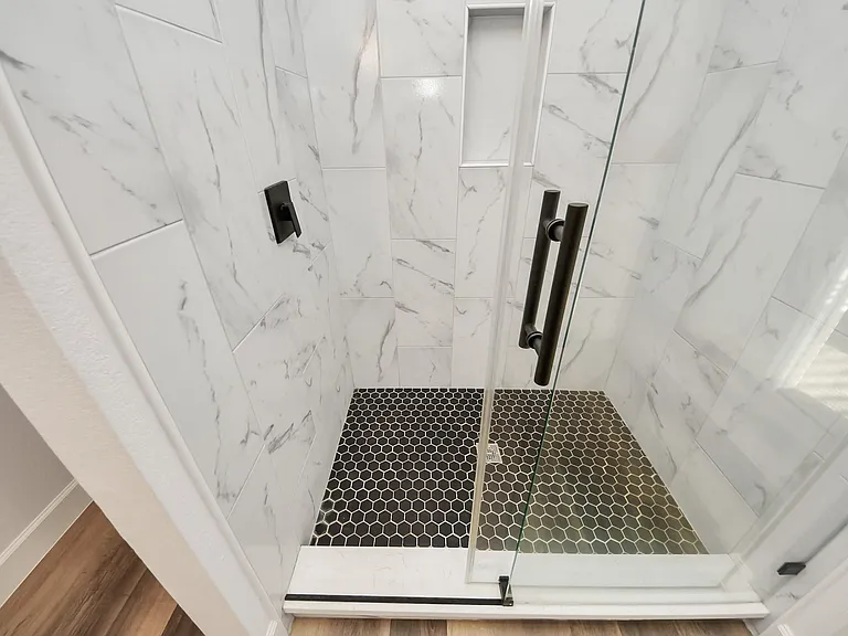7826 Maverick Trace Ln — Photo 23