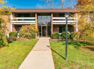1265 Lost Nation Rd APT 24, Willoughby, OH 44094