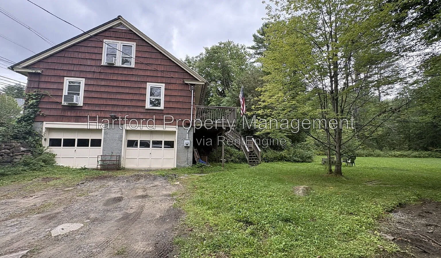 4 bed, 1.0 bath, 1958 sqft, $2,850 — Photo 3