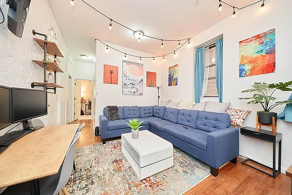 Rented by Living New York | media 10