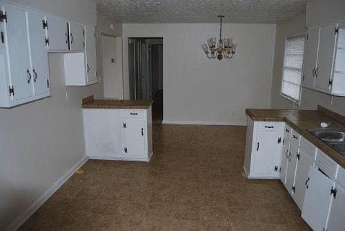 4th image of 6310 Bethany Ln