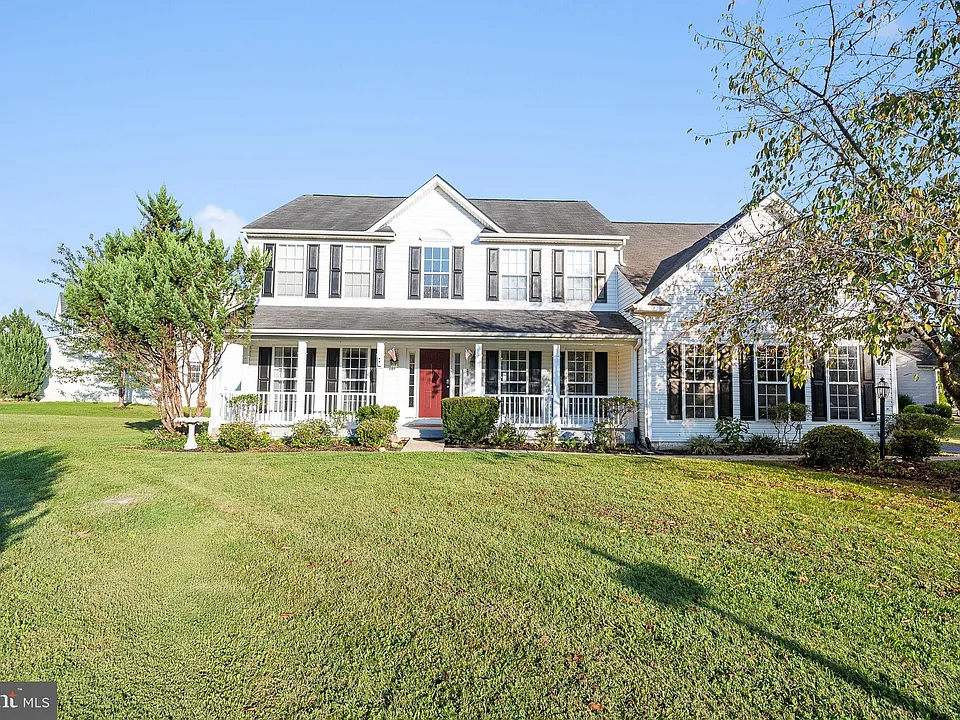 38 Houser Dr