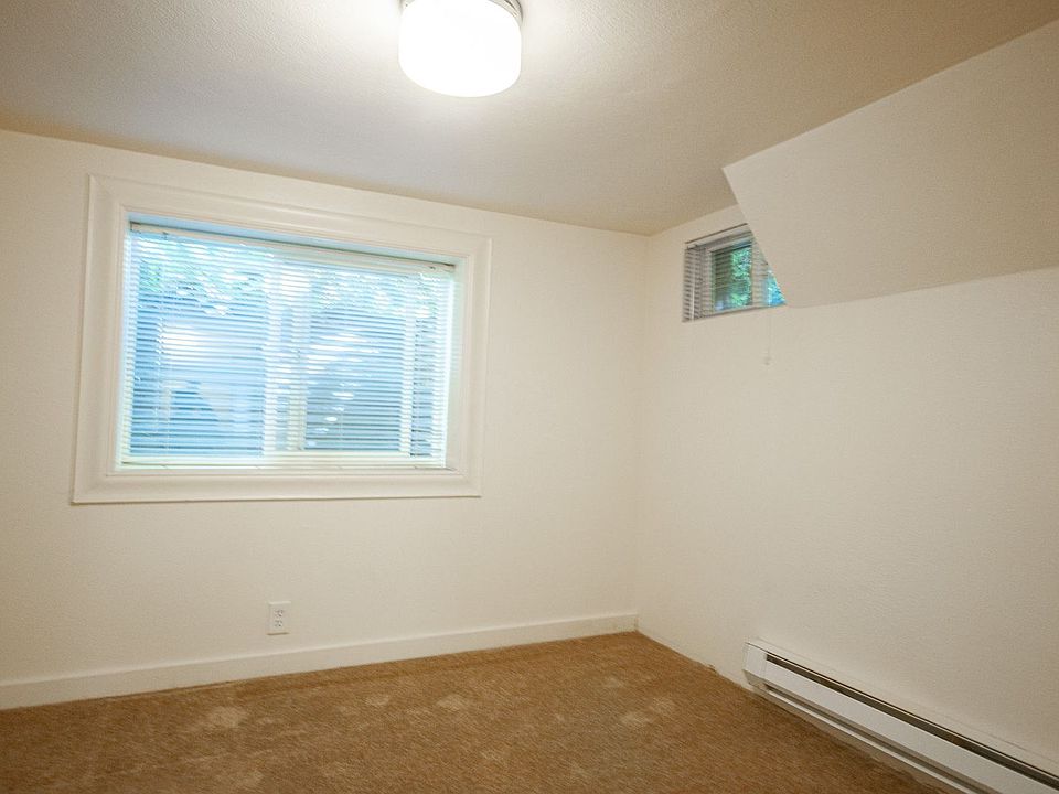 2nd image of 5043 15th Ave NE #E3f4c073e