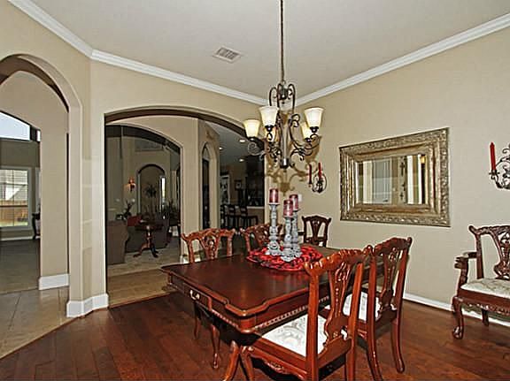 4th image of 11522 Clairmonte Ct