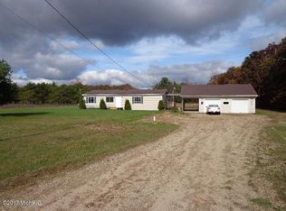 23014 W Tamarack, Howard City, MI 49329