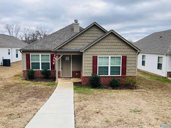 519 6th Ave E, Oneonta, AL 35121