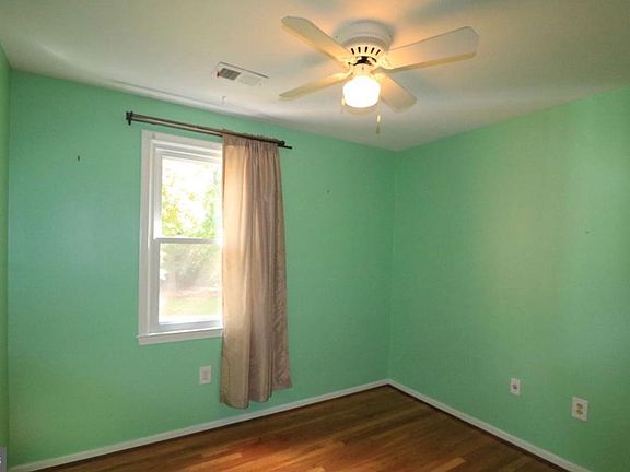 4th image of 553 Monet Dr