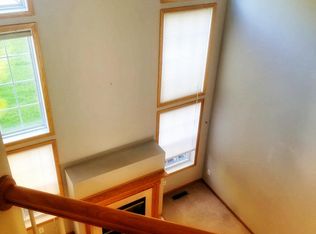 9308 Rath Pl, Eden Prairie, MN 55347