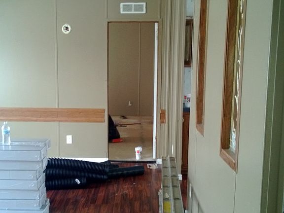 4th image of 3201 Valencia Dr