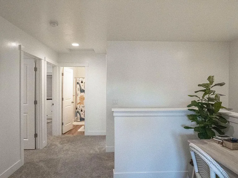 3856 E Transam Ln — Photo 29