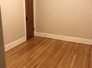 4112 W Henderson St #1E, Chicago, IL 60641