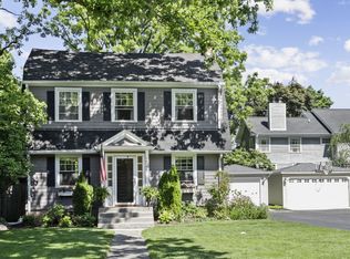 261 Wilson St, Winnetka, IL 60093