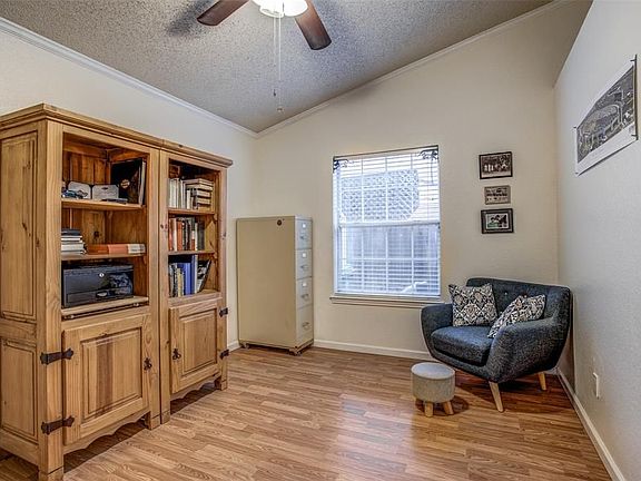 5th image of 4714 Brenton Oaks Dr