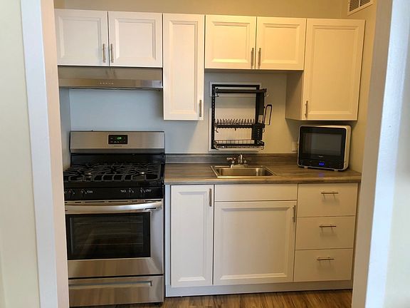 5th image of 1150 N Lake Shore Dr APT 11J