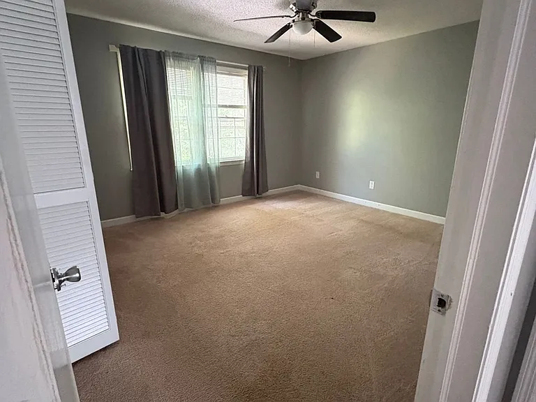 700 B Ave #710 & 708 — Photo 11