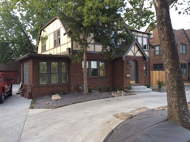 1st image of 1542 W 13th St N