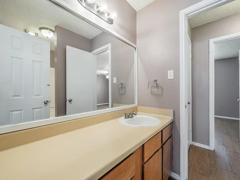 5807 Spring Meadow Rd #B — Photo 22
