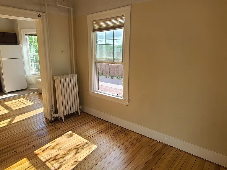 3329 2nd Ave S #3 — Photo 5