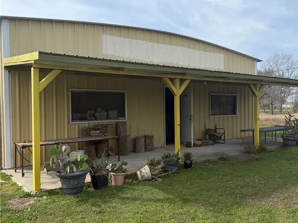 3278 State Highway 172, Ganado, TX 77962