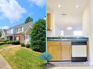 3017 Summercroft Ln, Charlotte, NC 28269