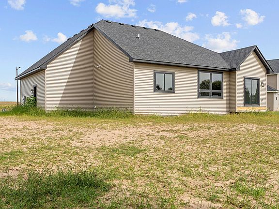 4th image of 1456 Otter Way