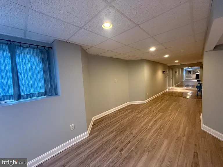 714 Marcus Cir — Photo 17