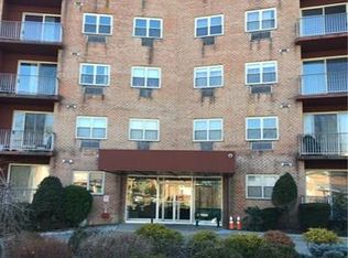 1 Lakeview Dr APT 6B, Peekskill, NY 10566