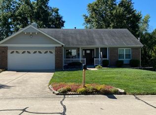 3068 Brentmoor Dr, Saint Charles, MO 63303