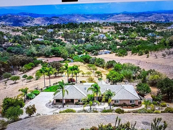 3676 Alta Vista Dr, Fallbrook, CA 92028