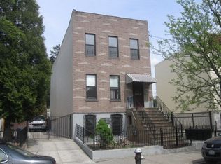 7145 69th Pl, Ridgewood, NY 11385