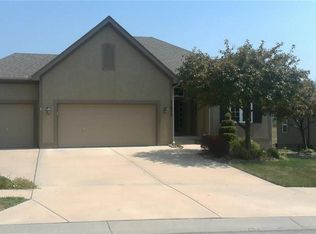 25975 W 143rd Pl, Olathe, KS 66061