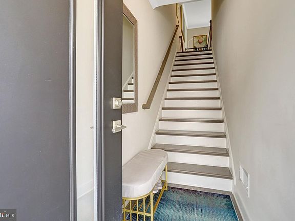 2nd image of 1020 S Taylor Ct