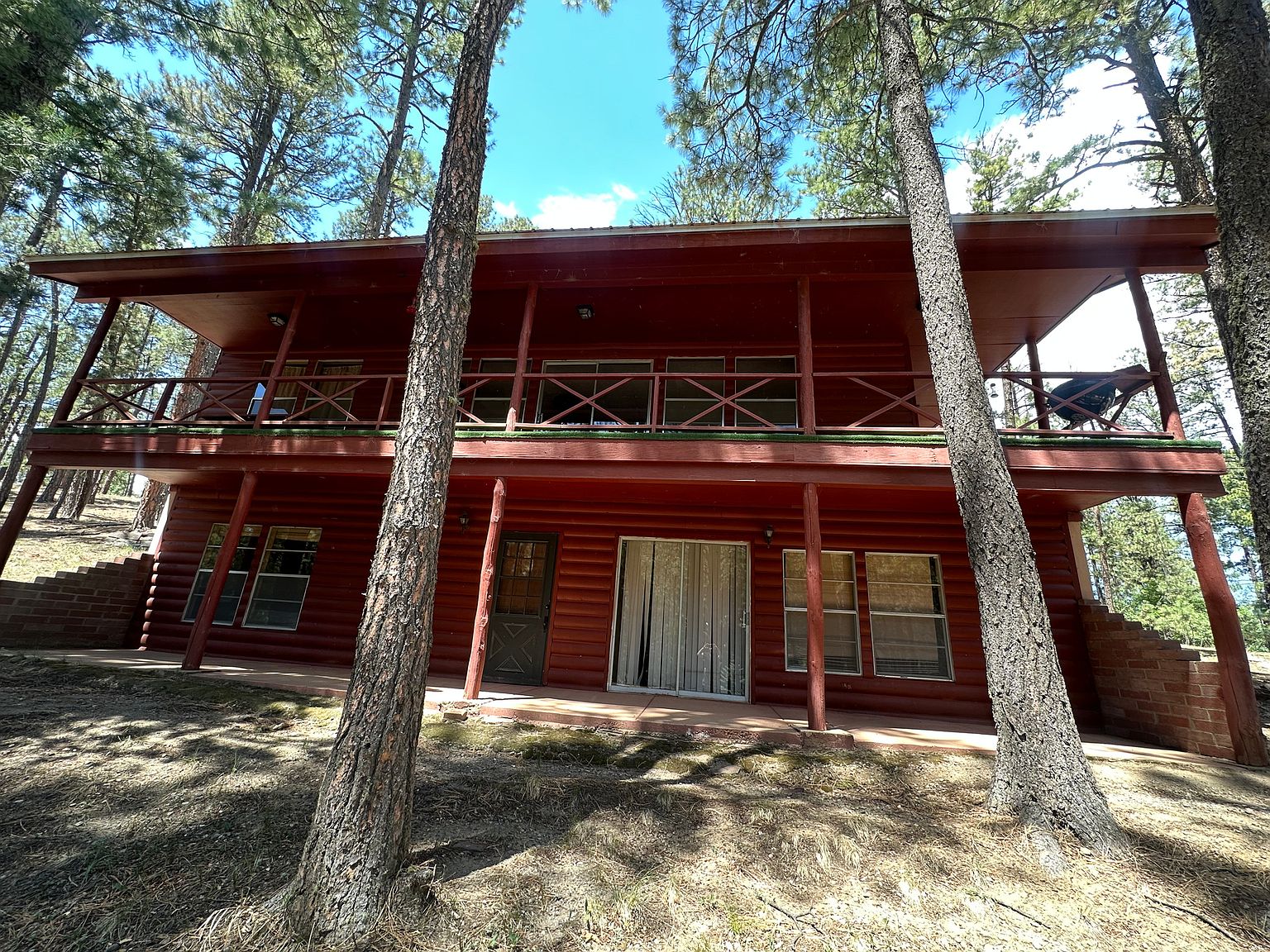 6 Forest Dr W