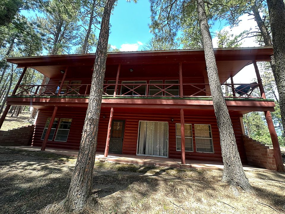 1st image of 6 Forest Dr W