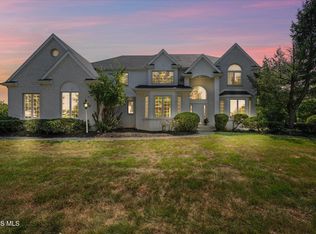 7439 Lock Mill Ct, Maumee, OH 43537